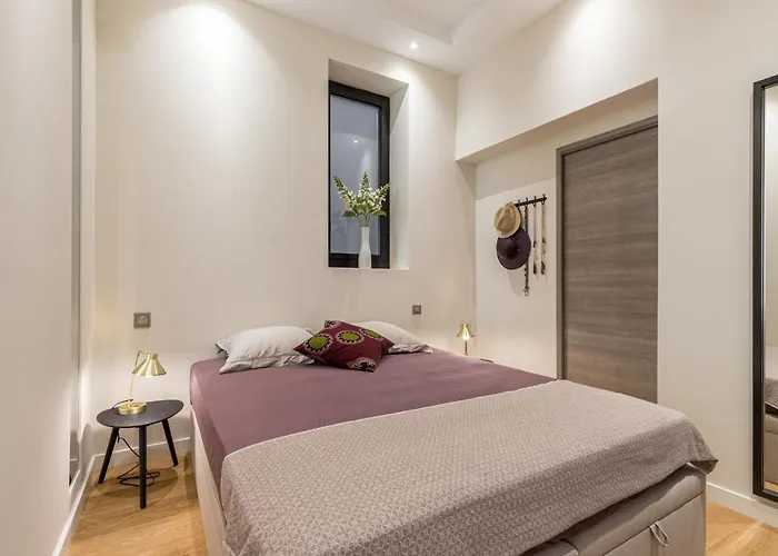 Апартаменты Cosy Cocoon Place Du Pin Ницца